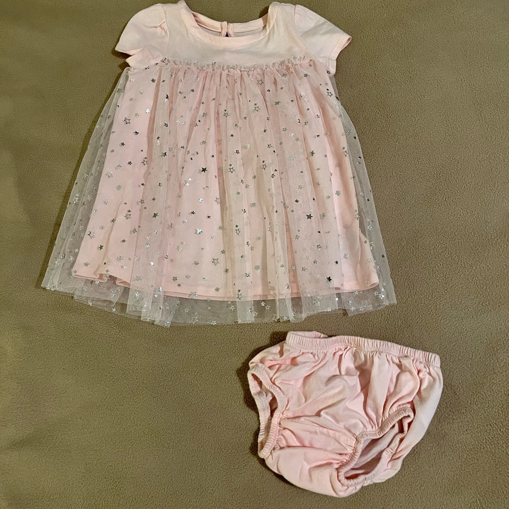 Baby Gap baby girl dress. Worn once. Size 6-12 months